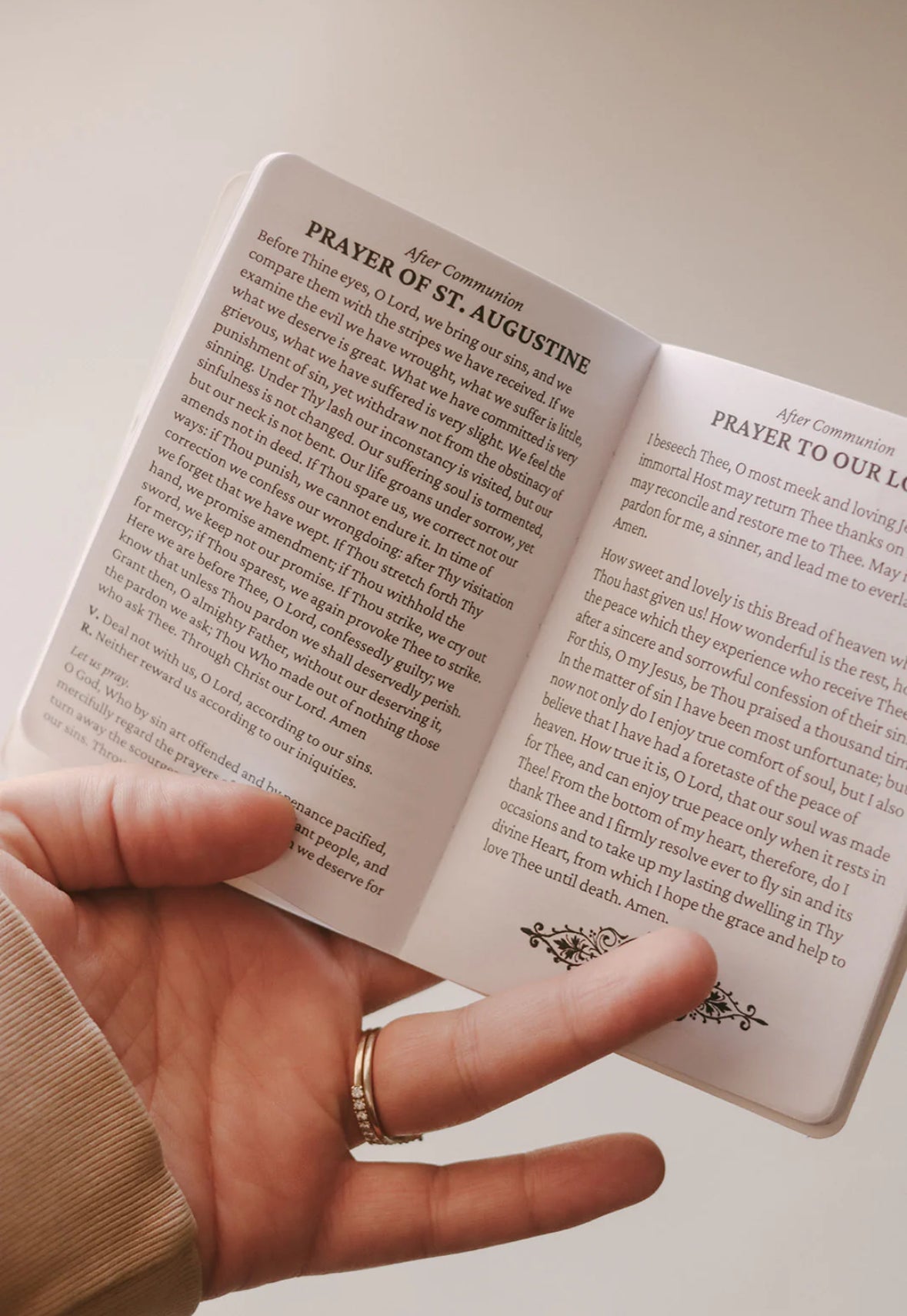In Communion: Prayers Before and After Receiving the Eucharist