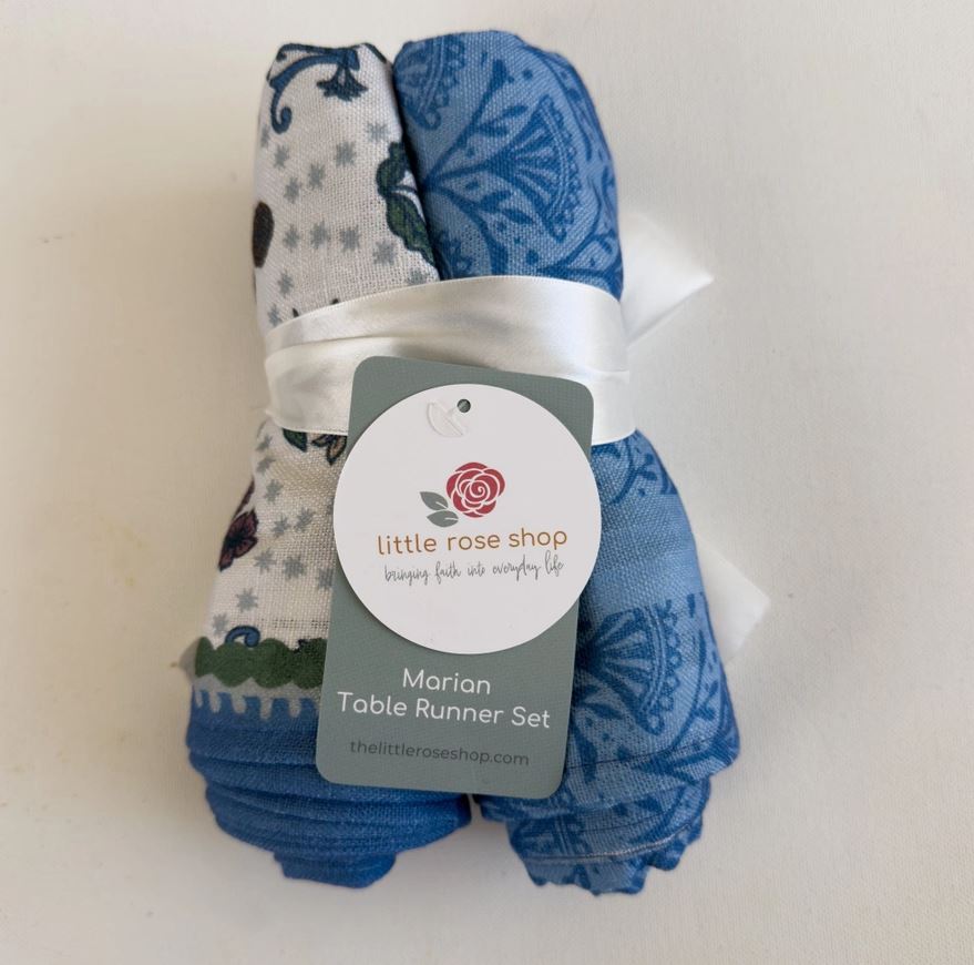 Marian Floral Table Runner Set