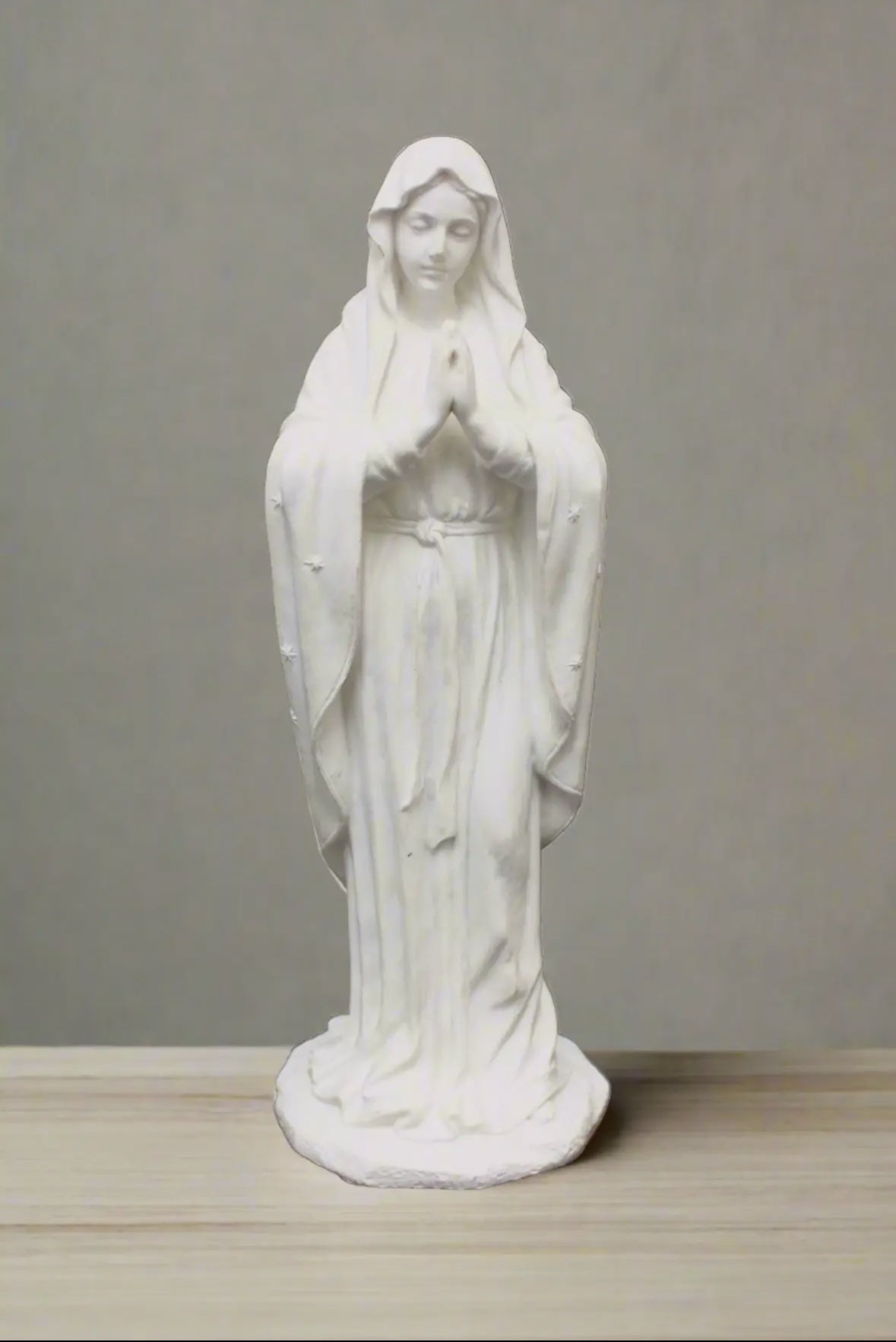 Adoring Virgin Mary Statue